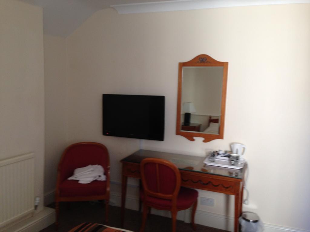 Victoria Hotel Holywell  Zimmer foto